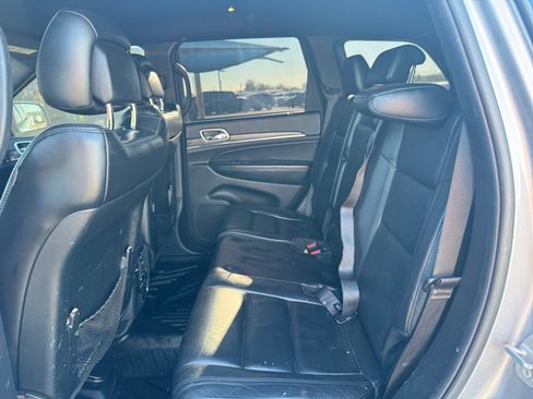 Used 2019 Jeep Grand Cherokee Limited image 26