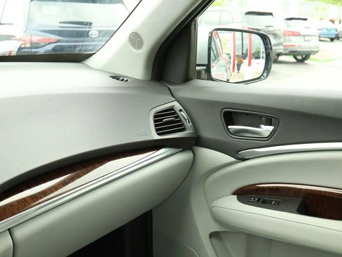 Used 2020 Acura MDX FWD image 34