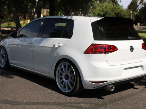 Used 2017 Volkswagen GTI Sport FWD image 44