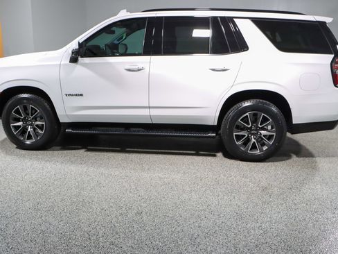 Used 2022 Chevrolet Tahoe Z71 w/ Z71 Off-Road Package image 10