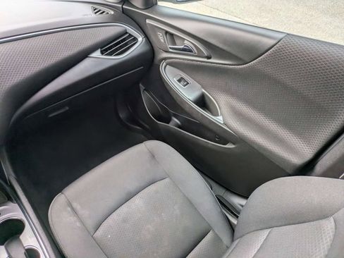 Used 2024 Chevrolet Malibu LT FWD image 15