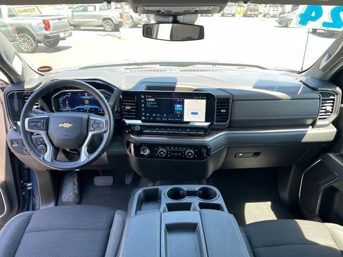Certified 2024 Chevrolet Silverado 1500 LT AWD/4WD image 12