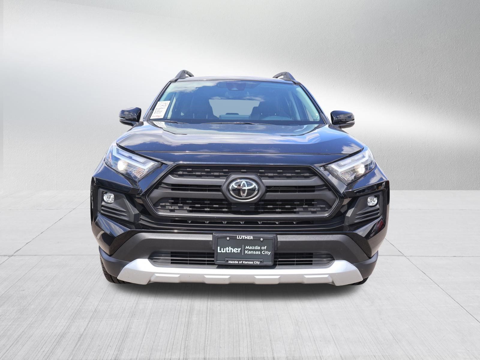 Used 2024 Toyota RAV4 Adventure AWD/4WD image 2