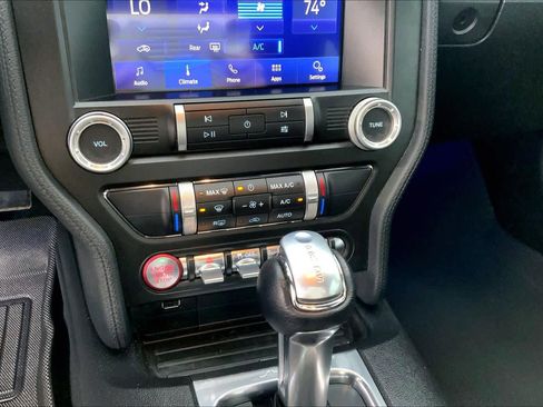 Used 2020 Ford Mustang GT w/ Equipment Group 301A RWD image 32