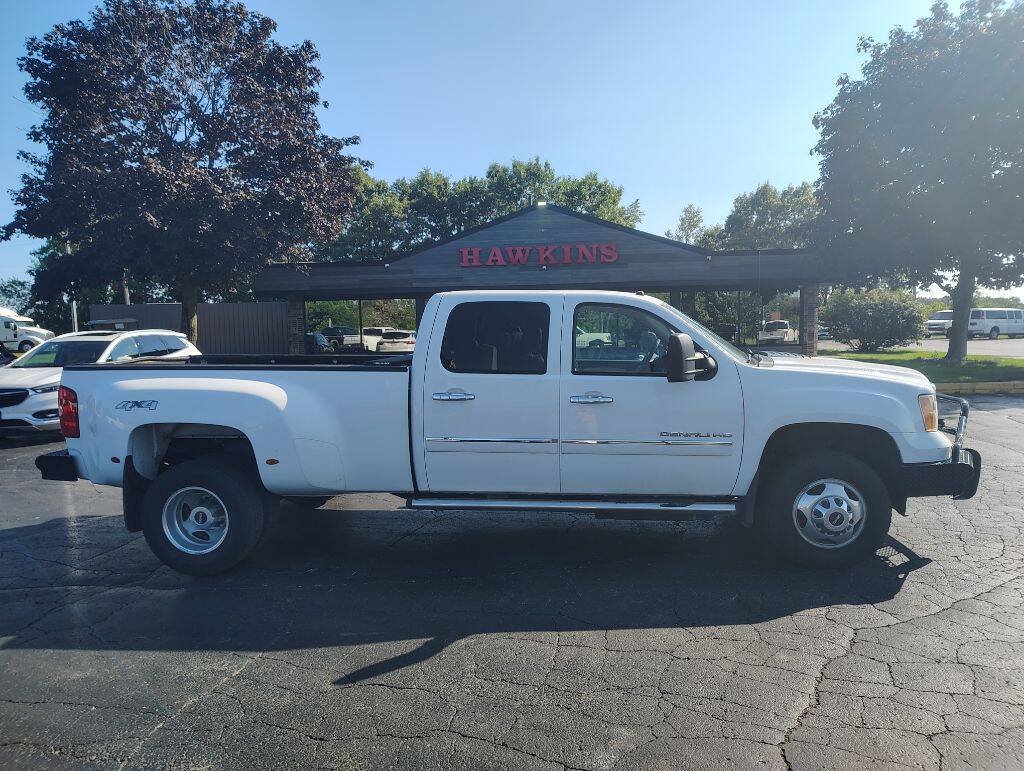 Used 2012 GMC Sierra 3500 Denali AWD/4WD image 4