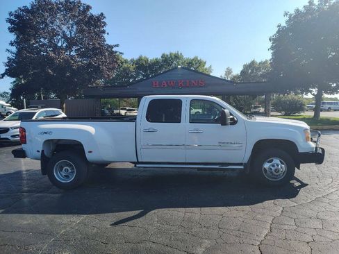 Used 2012 GMC Sierra 3500 Denali AWD/4WD image 4