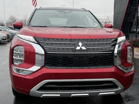 Used 2025 Mitsubishi Outlander SEL image 31