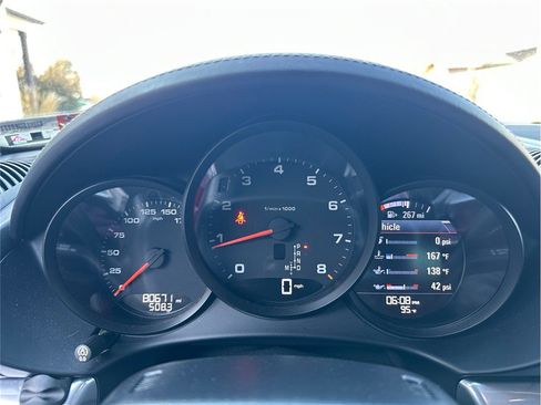Used 2017 Porsche 718 Cayman RWD image 30