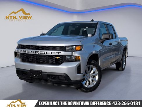 Used 2021 Chevrolet Silverado 1500 Custom image 1