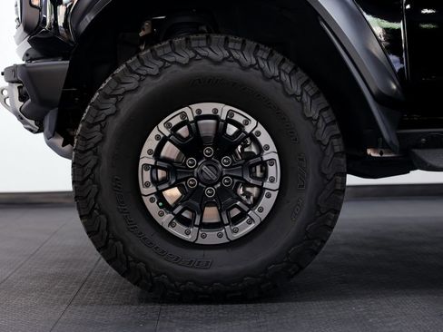 Used 2022 Ford Bronco Raptor image 4