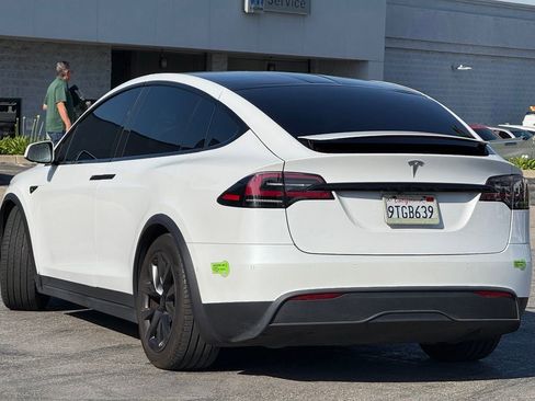 Used 2023 Tesla Model X AWD/4WD image 2