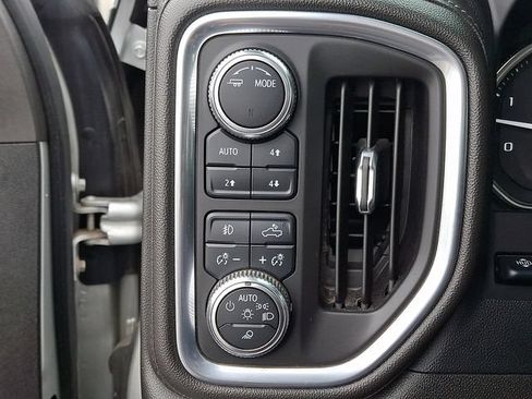 Used 2022 GMC Sierra 2500 Denali w/ Denali Ultimate Package AWD/4WD image 24