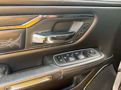 Used 2022 RAM 1500 Limited w/ Body Color Bumper Group AWD/4WD image 18