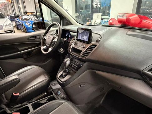 Used 2020 Ford Transit Connect XL image 31
