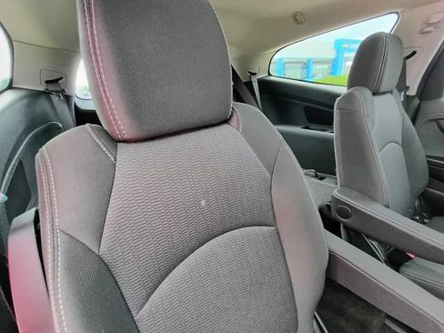 Used 2017 Chevrolet Traverse LT FWD image 17
