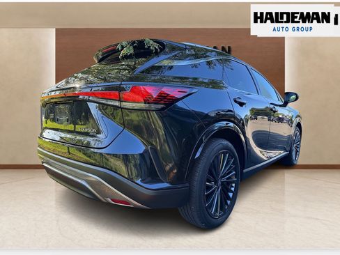 Used 2026 Lexus RX 350h w/ Convenience Package AWD/4WD image 4
