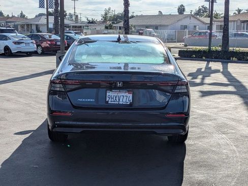 Certified 2023 Honda Accord EX image 18