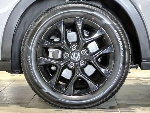 Used 2025 Honda HR-V Sport image 11