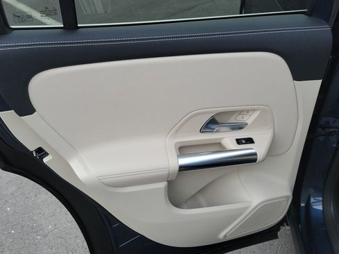 Used 2023 Mercedes-Benz GLA 250 image 10