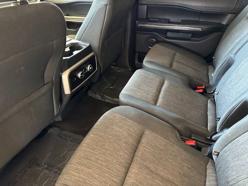 Used 2022 Ford Expedition XLT AWD/4WD image 11
