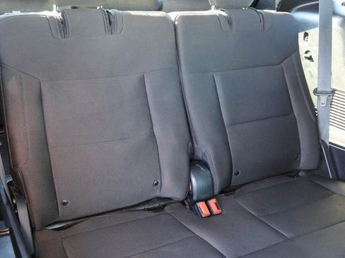 Used 2022 Ford Explorer XLT RWD image 19