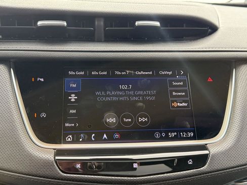 Used 2021 Cadillac XT5 Premium Luxury image 23