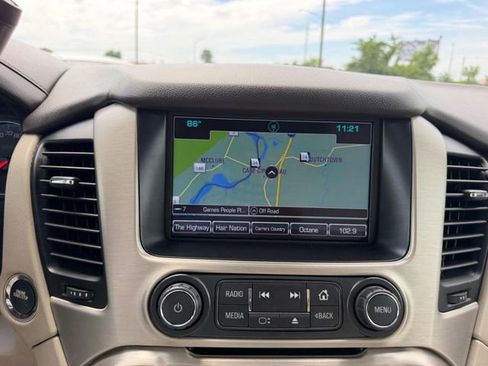 Used 2020 GMC Yukon Denali w/ Denali Ultimate Package AWD/4WD image 18