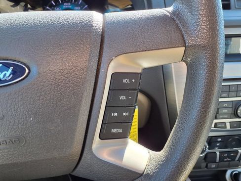 Used 2012 Ford Fusion SE FWD image 22