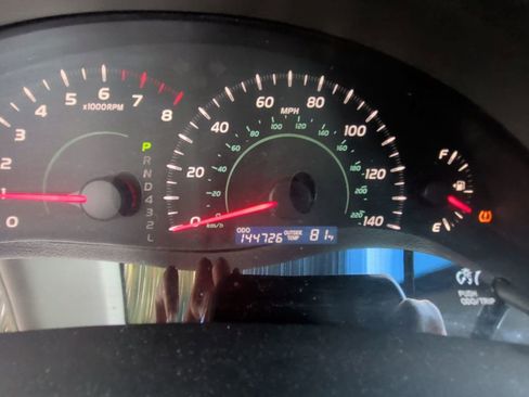 Used 2009 Toyota Camry image 16