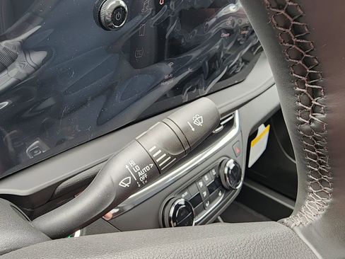 New 2026 Buick Envista Preferred FWD image 22