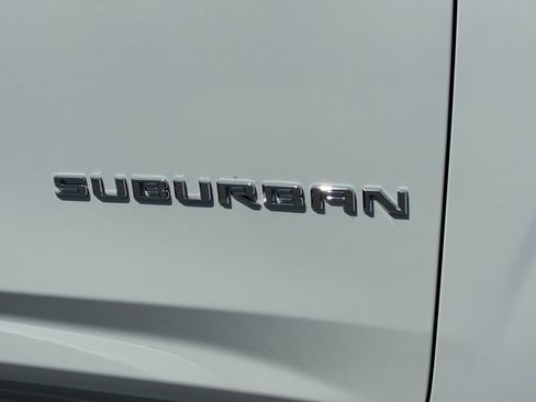 New 2026 Chevrolet Suburban LT w/ Comfort Package RWD image 7