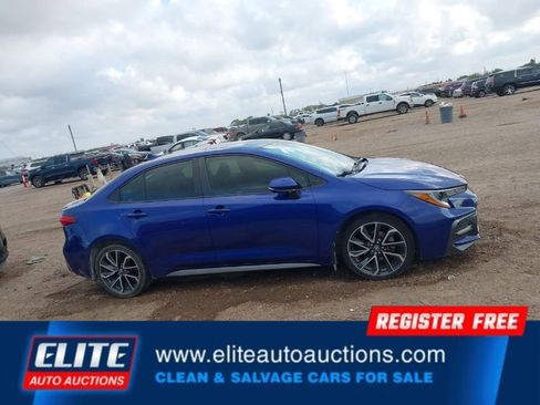 Used 2020 Toyota Corolla XSE image 25