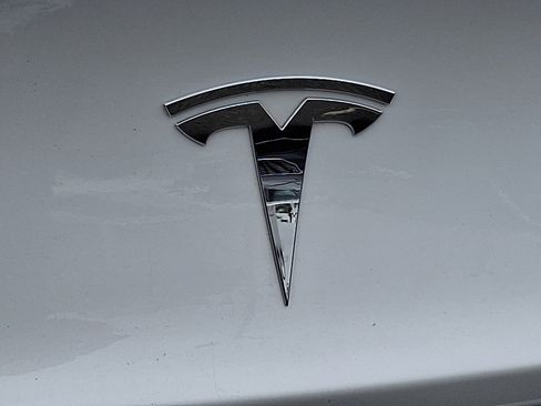 Used 2019 Tesla Model 3 Performance image 29