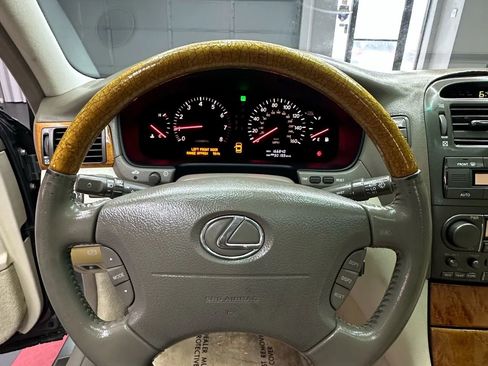 Used 2002 Lexus LS 430 image 13