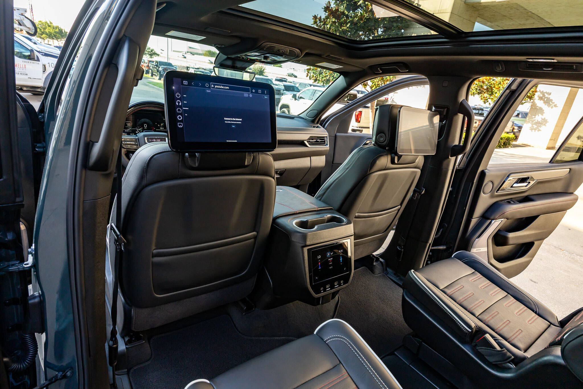 Used 2026 GMC Yukon AT4 Ultimate AWD/4WD image 35