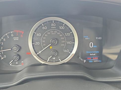 Used 2021 Toyota Corolla LE FWD image 16