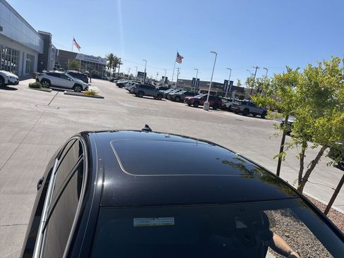 Used 2021 BMW 530i w/ Convenience Package RWD image 14
