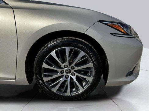 Used 2021 Lexus ES 250 w/ Premium Package AWD/4WD image 55