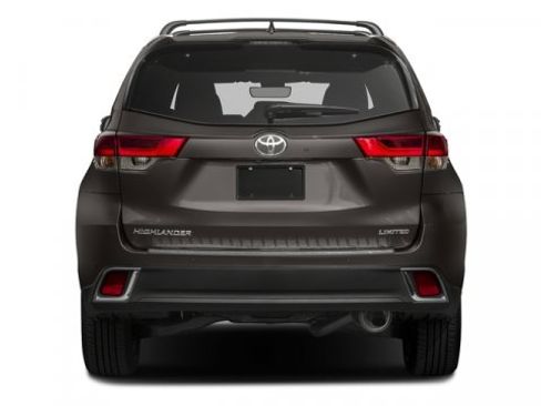 Used 2017 Toyota Highlander Limited Platinum image 8