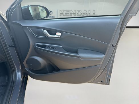 Used 2023 Hyundai Kona Limited w/ Cargo Package image 30