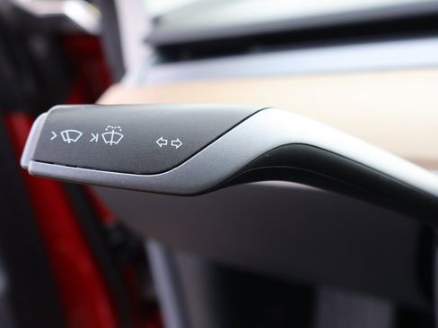 Used 2018 Tesla Model 3 Long Range image 46