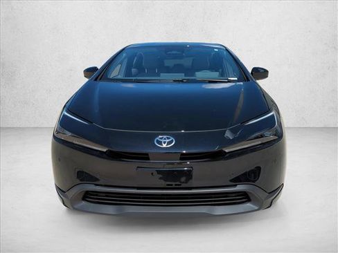 Used 2026 Toyota Prius LE FWD image 2