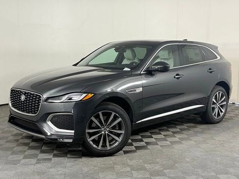 Used 2026 Jaguar F-PACE R-Dynamic S image 1