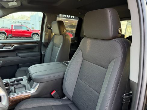 New 2026 GMC Sierra 1500 Elevation w/ Preferred Package image 14