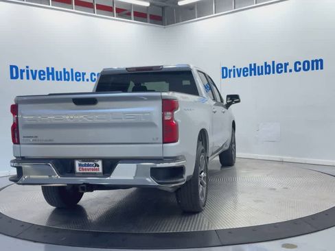 Used 2022 Chevrolet Silverado 1500 LT image 2