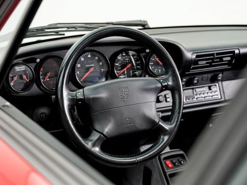 Used 1995 Porsche 911 Carrera RWD image 9