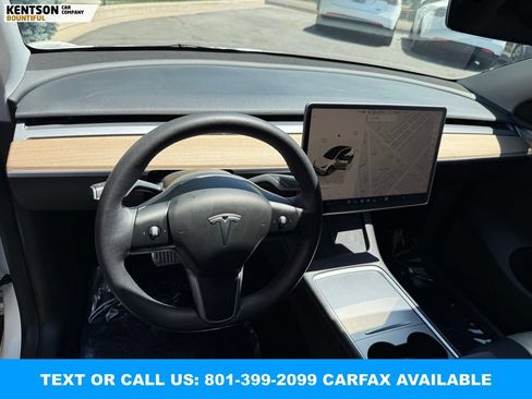 Used 2023 Tesla Model Y Long Range AWD/4WD image 24