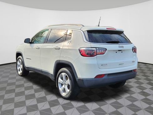 Used 2019 Jeep Compass Latitude w/ Popular Equipment Group image 3