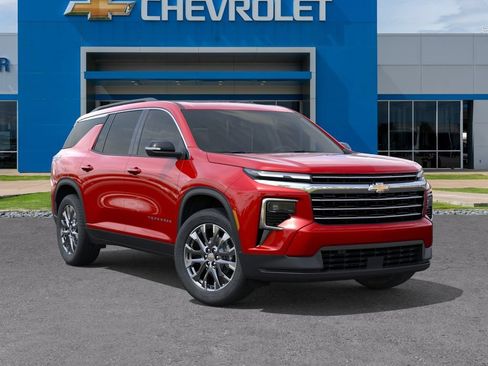 New 2026 Chevrolet Traverse LT w/ Sun and Wheel Package FWD image 7