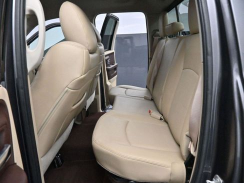 Used 2016 RAM 1500 Laramie w/ Convenience Group image 24